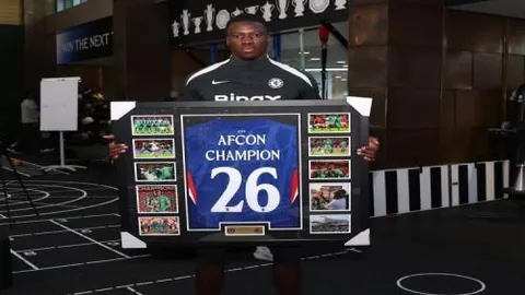 拜仁击败弗赖堡，德甲实现五连冠神话